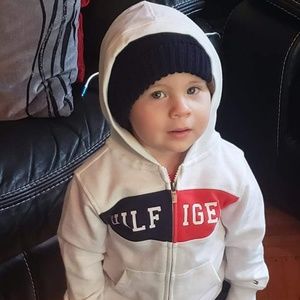 Meet your Posher, Abel